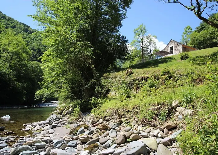 Monyoya ,site Exceptionnel Au Coeur Des Pyrenees *